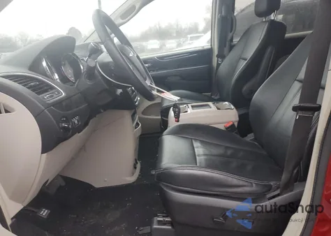 2014 Chrysler Town & Country Touring z USA, uszkodzony, nr VIN 2C4RC1BG5ER178224